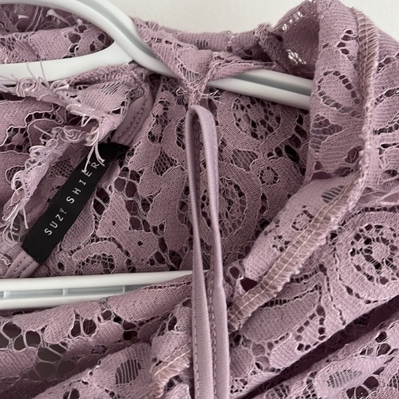 Lavender Lace Long Sleeve Peplum Top w/ Interior Tank Top - Picture 6 of 9